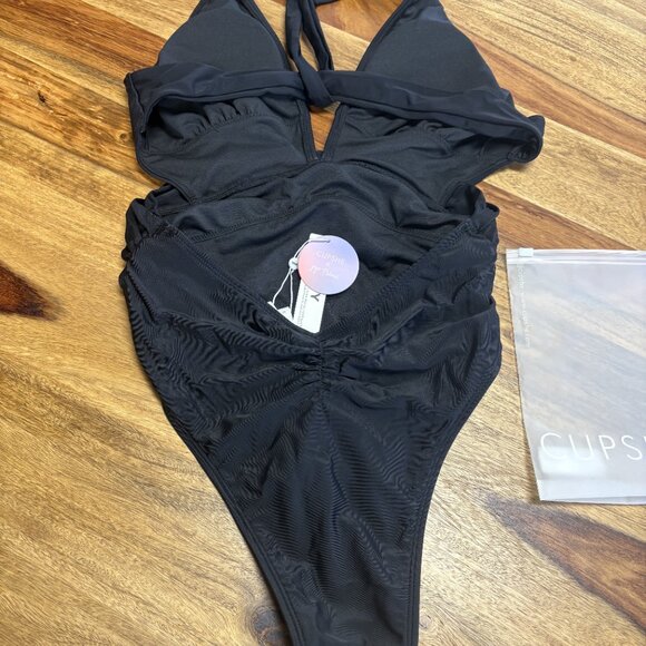 NEW Cupshe Black One Piece Swimsuit - Size M - Picture 2 of 4